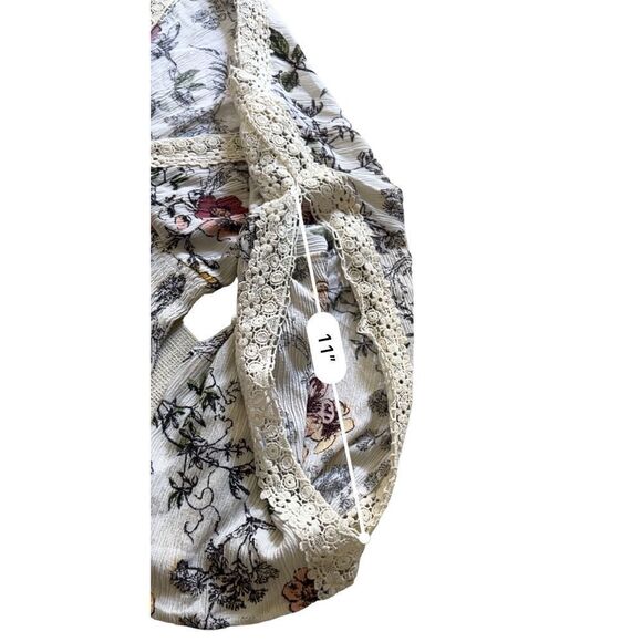 Coco & Jamieson crinkle rayon floral with Lace trim BOHO size M - Picture 7 of 8